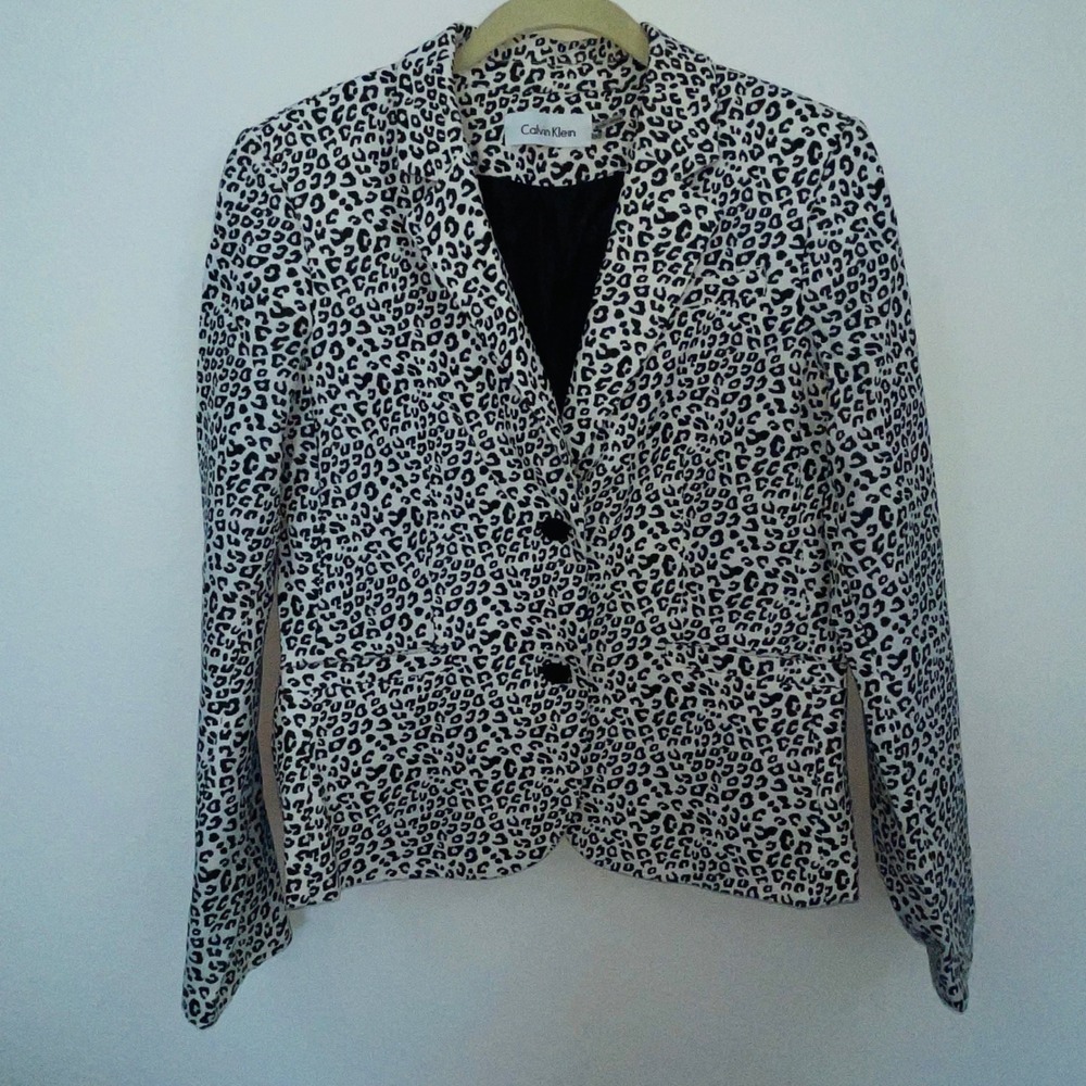 Calvin Klein Leopard Print Blazer Jacket Size 12 Black White Two Button Workwear